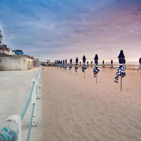 Cote Plage & Balcon Cabourg Exterior photo